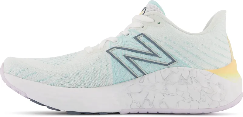 Zapatillas Running Mujer New Balance Fresh Foam Vongo v5 Celeste